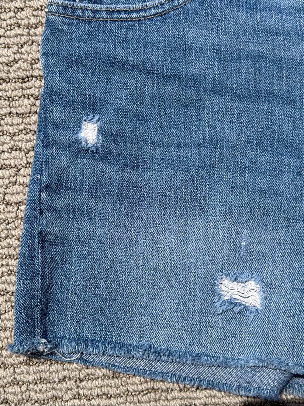 GAP Sexy Boyfriend Shorts Denim Blue Distressed Jean Stretchy High-Rise Size 27 - Picture 6 of 9
